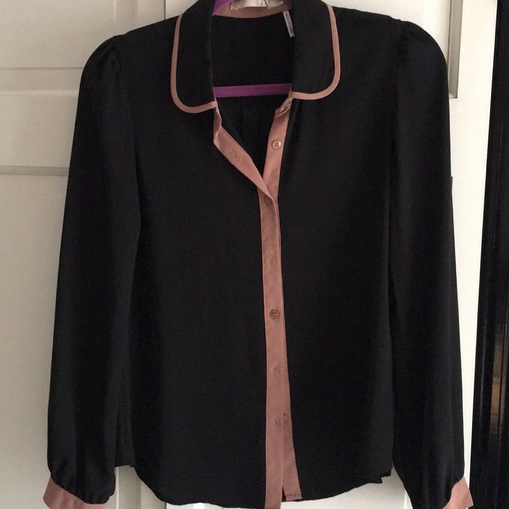 HAE black & tan ls blouse.